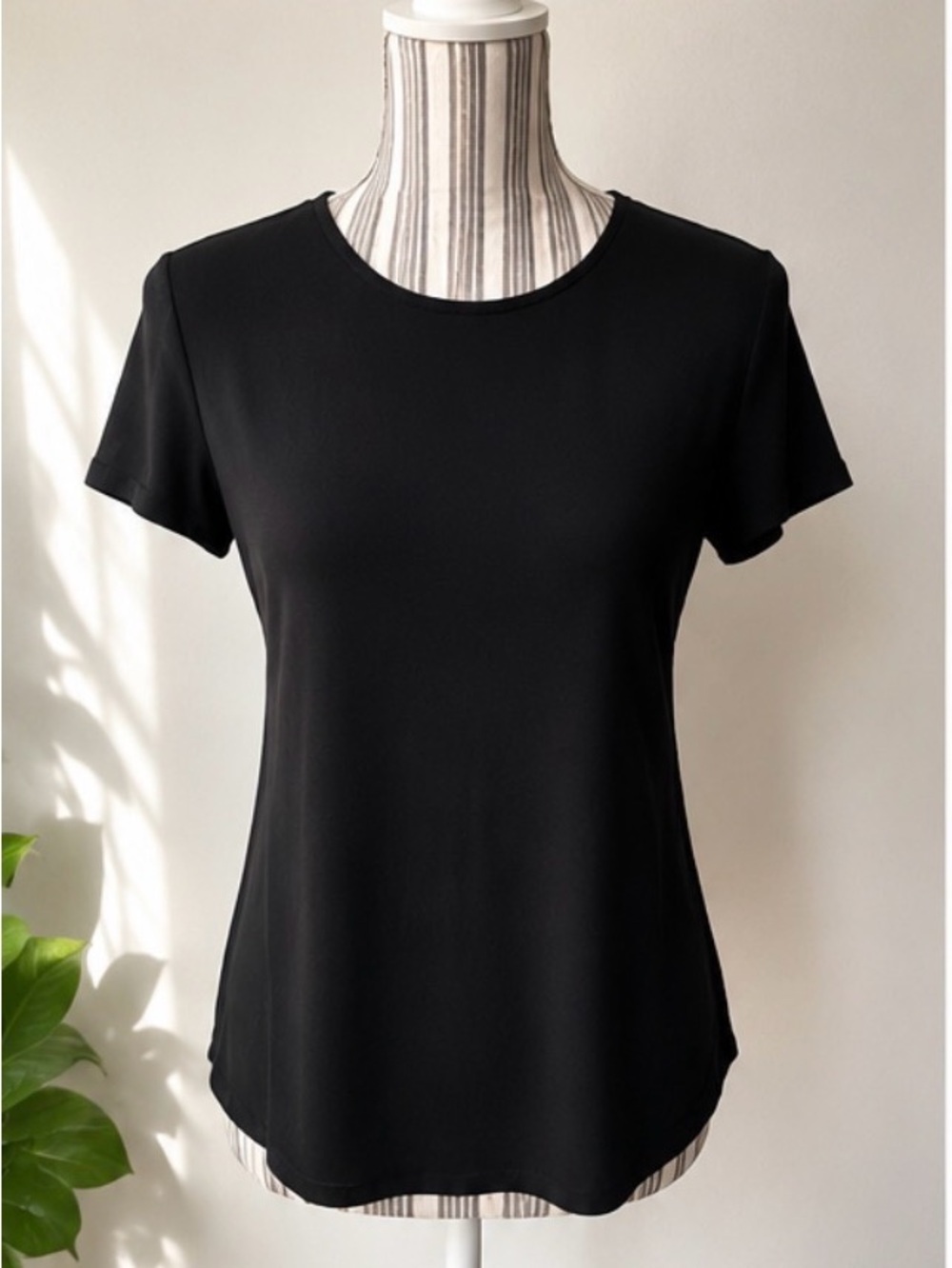 CeCe Black Lace Back Top XS Romantic Open Back Tee